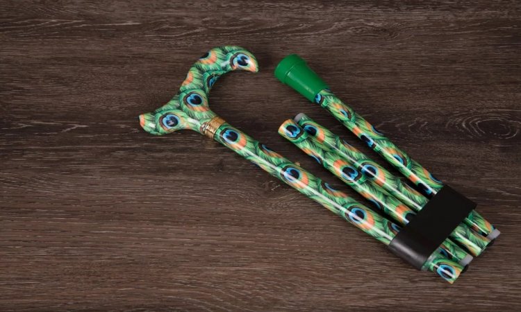 5 Reasons a Folding Cane Might Be Right for You