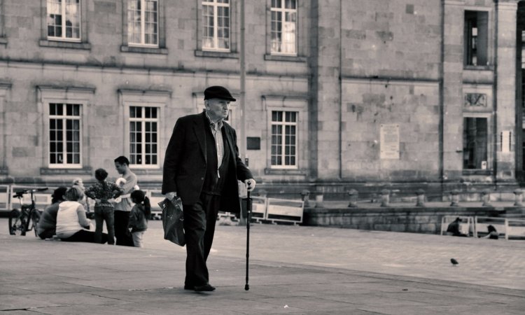When Do You Know it's Time to Use a Walking Cane?