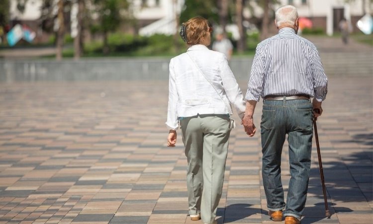 Health Benefits of Walking for Seniors