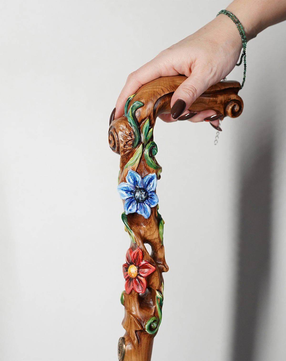 Master-Carved Flowered Walking Cane in Ligt Wood  | Elegant Floral Art